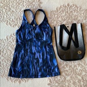 Gorgeous Lululemon Racerback Top in size 4